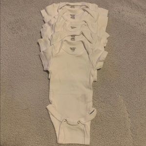 Set of 5 Gerber onsies